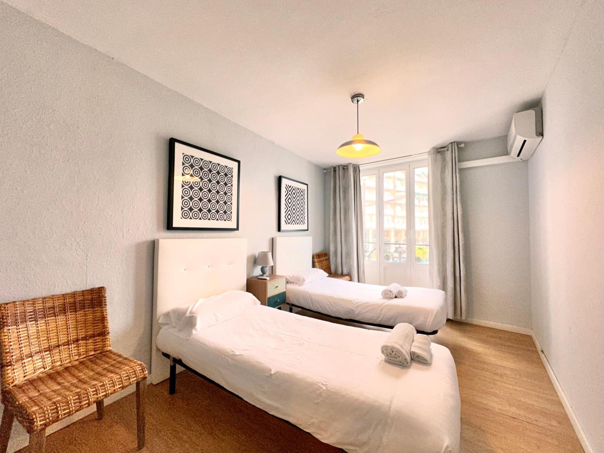 New Calabuig Apartaments Валенсія Екстер'єр фото